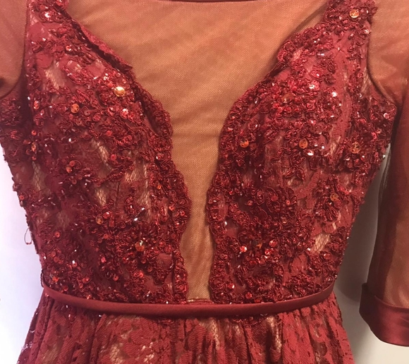 Dress - Picture 2 of 4